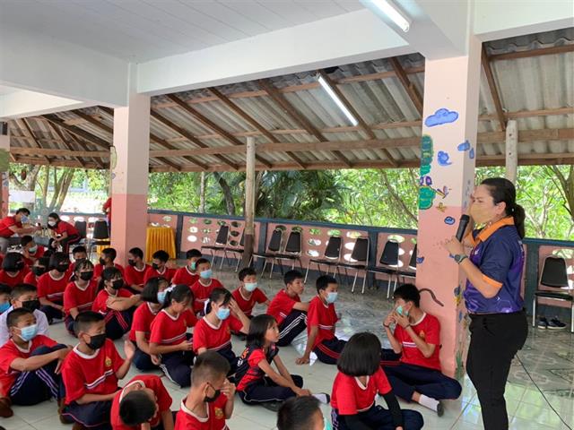 คณะสาธารณสุขศาสตร์ บูรณาการวิชาการและวิจัยร่วมกับ โรงพยาบาลส่งเสริมสุขภาพตำบลบ้านป่างค่า จัดโครงการโรงเรียนส่งเสริมสุขภาพเรื่องเพศศึกษาและสุขบัญญัติ 10 ประการ