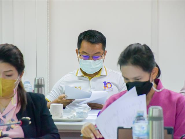 วิทยาลัยการศึกษา ดำเนินการจัดประชุมแนวทางการปฏิบัติการสอนในสถานศึกษา ภาคการศึกษาปลาย ปีการศึกษา 2565 ร่วมกับคณะคู่ขนาน