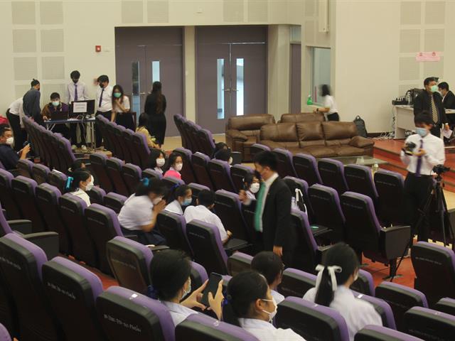 คณะนิติศาสตร์ มหาวิทยาลัยพะเยา ได้จัดกิจกรรมการแข่งขันตอบปัญหากฎหมายระดับมัธยมศึกษา เนื่องในวันรพี ประจำปี 2565 ชิงถ้วยพระราชทาน สมเด็จพระเจ้าลูกเธอ เจ้าฟ้าพัชรกิติยาภา นเรนทิราเทพยวดี กรมหลวงราชสาริณีสิริพัชร มหาวัชรราชธิดา