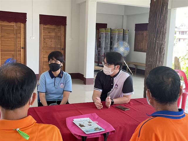 คณะเภสัชศาสตร์มหาวิทยาลัยพะเยา แลกเปลี่ยนเรียนรู้ด้านการปลูกสมุนไพรกับผู้นำชุมชน เพื่อสนองพันธกิจด้านทำนุบำรุงศิลปะวัฒนธรรม ภายใต้"โครงการผลิตภัณฑ์เสริมสุขภาพจากแอ่งแถะ" 