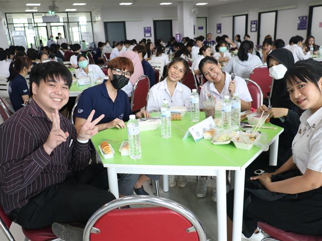 อาจารย์ที่ปรึกษาพบนิสิต