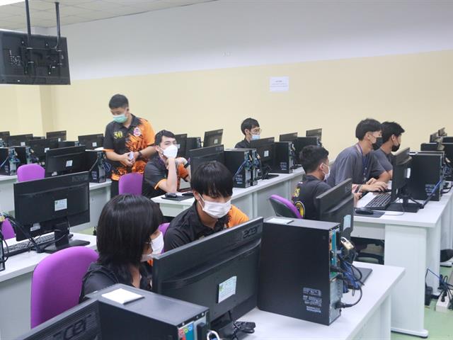 โครงการ Comp Camp