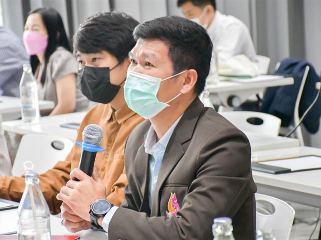 วิทยาลัยการศึกษา ดำเนินโครงการพัฒนาศักยภาพบุคลากรด้านวิจัย ณ โรงแรมเอ็มทู โฮเทล จังหวัดพะเยา และออนไลน์ผ่านระบบ Zoom Meeting