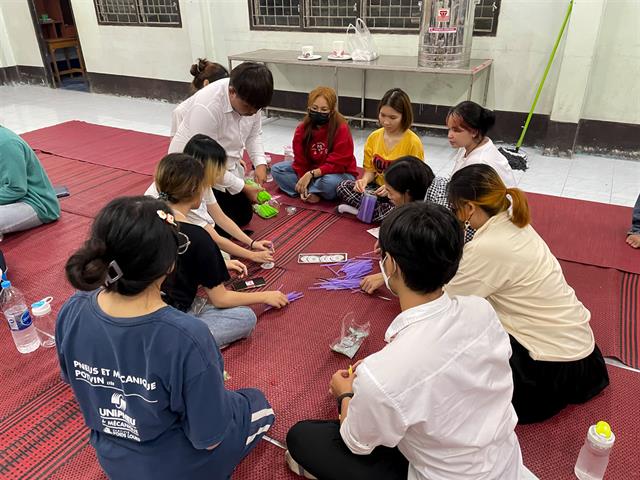 คณะศิลปศาสตร์ จัดโครงการ ศิลป์ฯ อาสา คนทำดี
