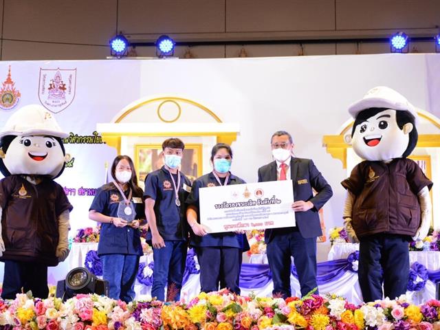 การแข่งขันเพื่อสร้างสรรค์วิชาการด้านโครงสร้างด้วยไม้ไอศกรีม