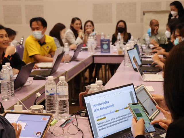 โครงการอบรมเชิงปฏิบัติการ ด้านการบริหารความเสี่ยงและควบคุมภายใน มหาวิทยาลัยพะเยา ประจำปีงบประมาณ พ.ศ. 2565