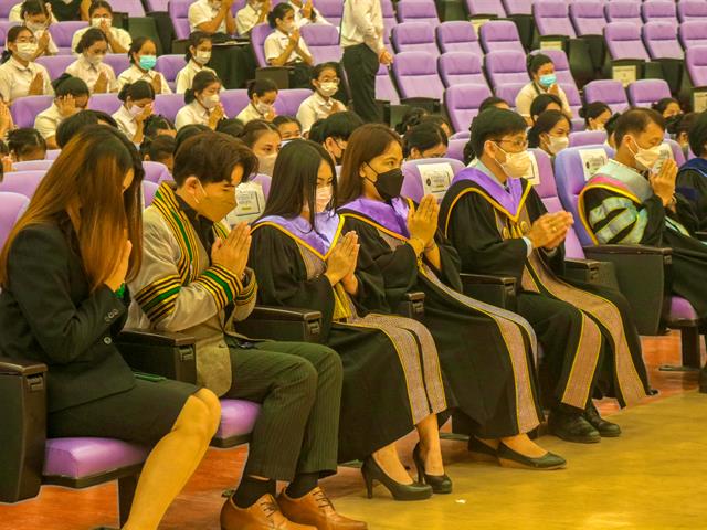 สาขาวิชาอนามัยชุมชนจัดพิธีมอบเสื้อปฏิบัติการและเข็มวิชาชีพแก่นิสิตสาขาวิชาอนามัยชุมชน ปีการศึกษา 2565