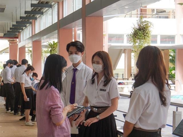 คณะสหเวชศาสตร์ มหาวิทยาลัยพะเยา สาขากายภาพบำบัด การนำเสนอโปสเตอร์ภาคนิพนธ์ ประจำปีการศึกษา 2565