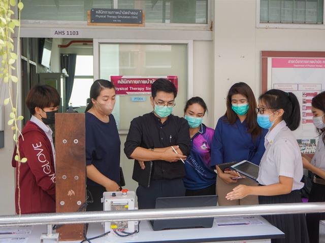 คณะสหเวชศาสตร์ มหาวิทยาลัยพะเยา สาขากายภาพบำบัด การนำเสนอโปสเตอร์ภาคนิพนธ์ ประจำปีการศึกษา 2565