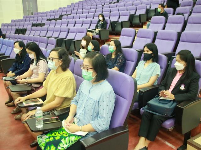 จัดนิทรรศการ แสดงผลิตภัณฑ์ พร้อมทำแผนแม่บทและแผนปฏิบัติการ อพ.สธ.ม.พะเยา โดยศูนย์ประสานงาน อพ.สธ.ม.พะเยา คณะเกษตรฯ