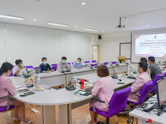 วิทยาลัยการศึกษา และคณะวิทยาศาสตร์ ต้อนรับคณะศึกษาดูงาน จากคณะวิศวกรรมศาสตร์ มหาวิทยาลัยเทคโนโลยีราชมงคลอีสาน วิทยาเขตขอนแก่น