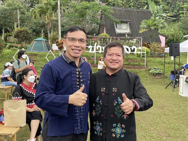 คณบดีคณะนิติศาสตร์ เข้าร่วม “โครงการส่งเสริมอัตลักษณ์และภูมิปัญญาเพื่อการพัฒนาที่ยั่งยืน Phayao Hill Tribe Coffee Hub ครั้งที่ 2 แอ่วพะเยา Amazing ยิ่งกว่าเดิม จิบกาแฟ...แลทะเลหมอก  ชุมชนท่องเที่ยว วิถีชาและกาแฟ ปางปูเลาะ ผาแดง ป่าเมี่ยง