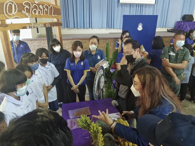 คณะสาธารณสุขศาสตร์ ได้ดำเนินกิจกรรมประเมิน "โครงการลูกประคบสมุนไพรสูตรผสมข้าวไรซ์เบอรี่ลดความเมื่อยล้าจากการทำงาน"