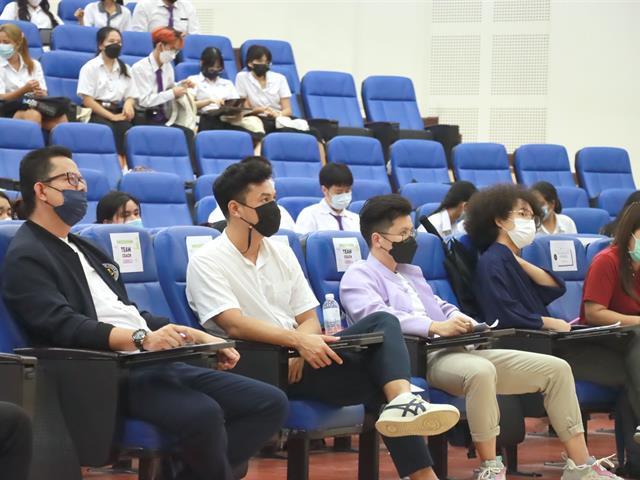 Pitching ในโครงการผลิตบัณฑิตพันธุ์ใหม่