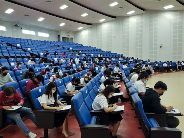 ศูนย์ภาษา คณะศิลปศาสตร์ จัดทดสอบวัดความรู้ภาษาอังกฤษ เพื่อประกอบสำเร็จการศึกษา สำหรับนิสิตรหัส 62 รอบเดือนพฤศจิกายน 2565