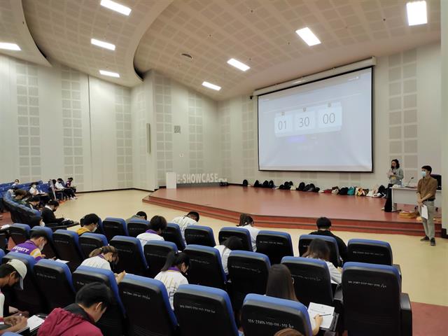 ศูนย์ภาษา คณะศิลปศาสตร์ จัดทดสอบวัดความรู้ภาษาอังกฤษ เพื่อประกอบสำเร็จการศึกษา สำหรับนิสิตรหัส 62 รอบเดือนพฤศจิกายน 2565