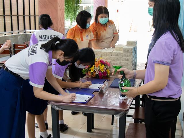 คณะศิลปศาสตร์ ให้การต้อนรับคณะครูและนักเรียน โรงเรียนจักรคำคณาทร จังหวัดลำพูน