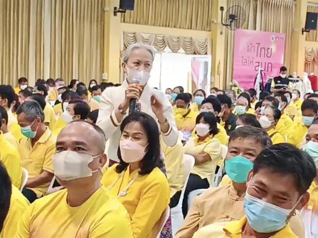 วันที่ 13 ธันวาคม 2565  คณะนิติศาสตร์ มหาวิทยาลัยพะเยา นำโดยผู้ช่วยศาสตราจารย์อุดม งามเมืองสกุล คณบดีคณะนิคิศาสตร์ และผู้ช่วยศาสตราจารย์ วีระยุทธ หอมชื่น ผู้ช่วยคณบดีฝ่ายวิจัยและบริการวิชาการ ได้เข้าร่วมกิจกรรมการตรวจเยี่ยมและติดตามการดำเนินงานตามโครงการอำเภอนำร่อง “บำบัดทุกข์ บำรุงสุข” แบบบูรณาการ โครงการ การบริหารจัดการน้ำ และสืบสาน รักษา ต่อยอด ตามศาสตร์พระราชาสู่การพัฒนาแม่ใจอย่างยั่งยืน ของปลัดกระทรวงมหาดไทย และคณะฯ ณ หอประชุมโรงเรียนแม่ใจวิทยาคม อำเภอแม่ใจ จังหวัดพะเยา