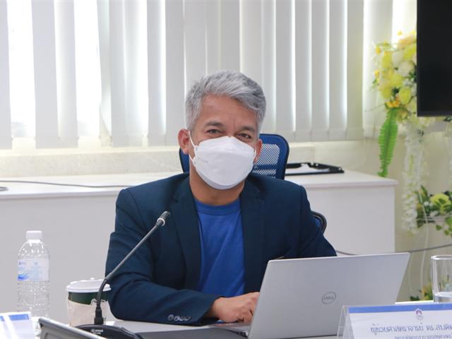 คณะสาธารณสุขศาสตร์ ได้ดำเนินกิจกรรมการพัฒนางานประจำสู่งานวิจัย (R2R) ภายใต้โครงการพัฒนาการปฏิบัติงานของบุคลากรสายวิชาการและสายสนับสนุน เพื่อพัฒนาเข้าสู่ตำแหน่งที่สูงขึ้น 