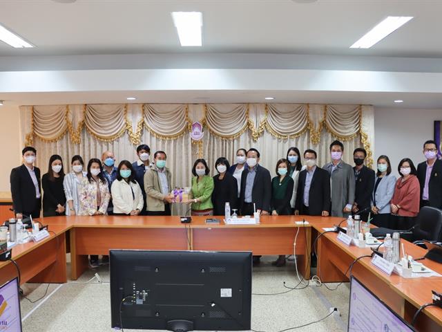 มหาวิทยาลัยพะเยา ต้อนรับคณะผู้บริหารและเจ้าหน้าที่ผู้ปฏิบัติงานด้านงบประมาณของสำนักงบประมาณ เยี่ยมชมประชุมหารือ และตรวจติดตามผลการดำเนินงานด้านงบประมาณของมหาวิทยาลัยพะเยา