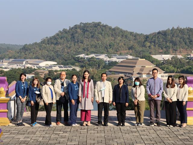 มหาวิทยาลัยพะเยา ต้อนรับคณะผู้บริหารและเจ้าหน้าที่ผู้ปฏิบัติงานด้านงบประมาณของสำนักงบประมาณ เยี่ยมชมประชุมหารือ และตรวจติดตามผลการดำเนินงานด้านงบประมาณของมหาวิทยาลัยพะเยา