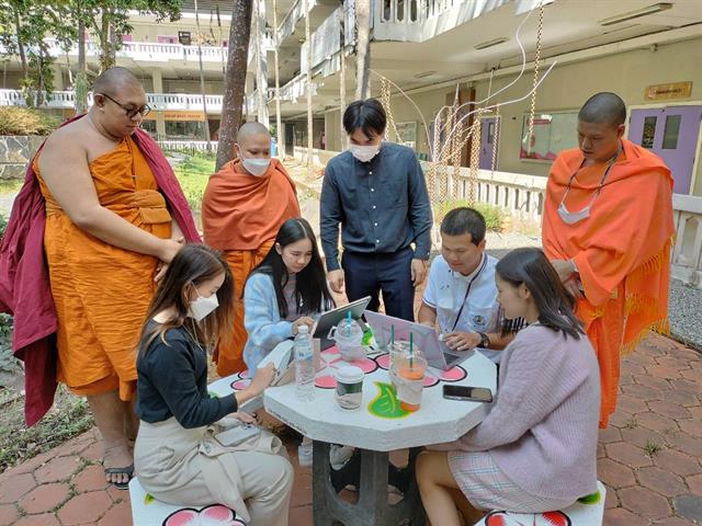 ภาพบรรยากาศการเรียนการสอนรายวิชา 176702 นวัตกรรมและเทคโนโลยีสารสนเทศทางการศึกษา สำหรับนิสิตระดับปริญญาโท หลักสูตรการศึกษามหาบัณฑิต สาขาวิชาการบริหารกา