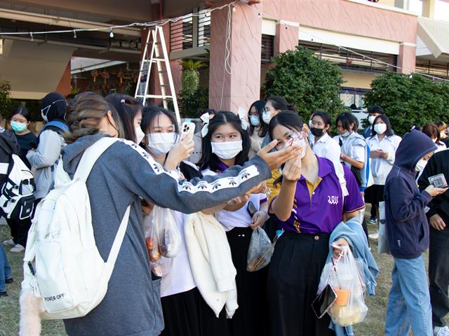 ศูนย์ภาษา คณะศิลปศาสตร์ จัดโครงการภาษาในสวนศิลป์ ครั้งที่ 1
