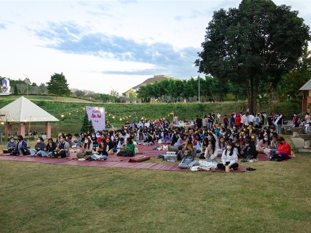 ศูนย์ภาษา คณะศิลปศาสตร์ จัดโครงการภาษาในสวนศิลป์ ครั้งที่ 1