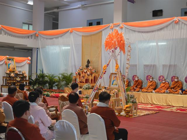 คณะศิลปศาสตร์ร่วมพิธีทำบุญเนื่องในวันขึ้นปีใหม่ ๒๕๖๖