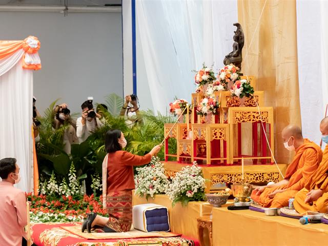 คณะศิลปศาสตร์ร่วมพิธีทำบุญเนื่องในวันขึ้นปีใหม่ ๒๕๖๖