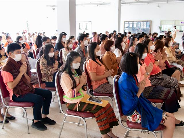 คณะศิลปศาสตร์ร่วมพิธีทำบุญเนื่องในวันขึ้นปีใหม่ ๒๕๖๖