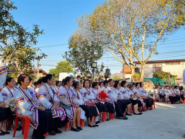 พิธีมอบใบปริญญาบัตรสำหรับนักเรียนผู้สูงอายุรุ่นที่ 1