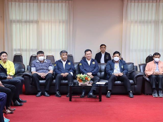 ผู้ช่วยศาสตราจารย์อุดม งามเมืองสกุล คณบดีคณะนิติศาสตร์ ผศ.ดร.วิมลเรขา ศิริชัยราวรรณ ประธานสภาพนักงานมหาวิทยาลัยพะเยา ผศ.กฤษฎา ใจแก้วทิ รองคณบดีฝ่ายพัฒนาคุณภาพนิสิต และ ผศ.เฉลิมวุฒิ สาระกิจ รองคณบดีฝ่ายวิชาการ รับเชิญเป็นคณะวิทยากร หลักสูตร “การไกล่เกลี่ยข้อพิพาท ตามพระราชบัญญัติการไกล่เกลี่ยข้อพิพาท พ.ศ. 2562” รุ่นที่ 51 ซึ่งจัดโดยความร่วมมือระหว่างกรมคุ้มครองสิทธิและเสรีภาพ กับ มหาวิทยาลัยราชภัฏเชียงใหม่ ระหว่างวันที่ 15-19 มกราคม 2566 ณ ห้องประชุมเอื้องคำ ชั้น 3 อาคารราชภัฏเฉลิมพระเกียรติ มหาวิทยาลัยราชภัฏเชียงใหม่ 