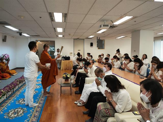 พิธีสักการะบูชาองค์สมเด็จพระนเรศวรมหาราช