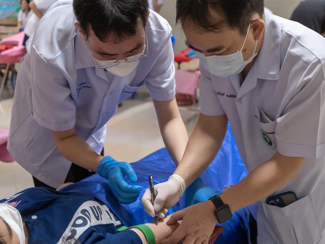 คณะสหเวชศาสตร์ มหาวิทยาลัยพะเยา สาขาเทคนิคการแพทย์ บริจาคโลหิต