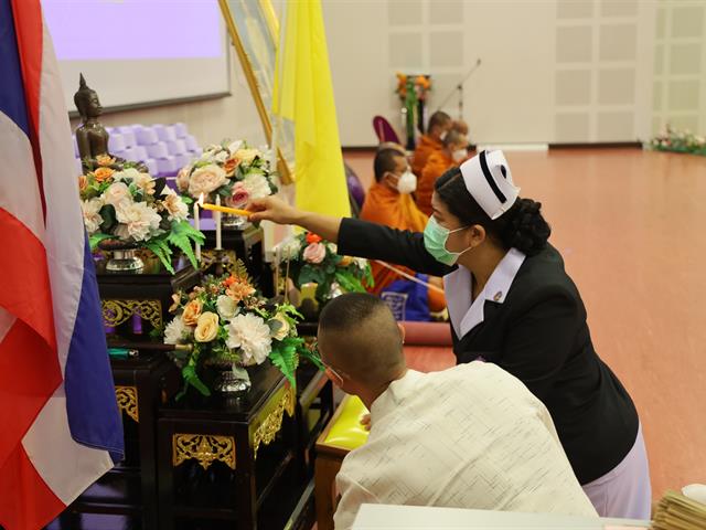 มอบหมวกและเข็มชั้นปี ให้กับนิสิตคณะพยาบาลศาสตร์ ชั้นปีที่ 2 ประจำปีการศึกษา 2565