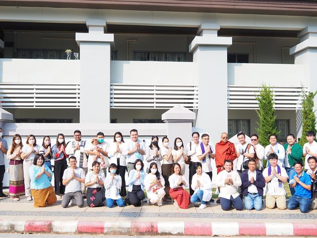28 มกราคม 2566 คณะนิติศาสตร์ มหาวิทยาลัยพะเยา จัดกิจกรรม ครบรอบ 20 ปี นิติศาสตร์ พะเยา  ช่วงเช้ามีการทำบุญคณะร่วมพิธีทำบุญคณะฯ อุทิศส่วนกุศลให้กับศิษย์เก่าและศิษย์ปัจจุบันที่ล่วงลับไปแล้ว ณ ห้องศาลจำลอง และพิธีเจิมป้าย "แจ่งนิติ (Law Corner)" (บริเวณ ทางเดินหลังป้ายคณะนิติศาตร์ ข้างร้านกาแฟบัญชี)  จากนั้นได้มีกิจกรรมนั่งรถเมล์ม่วงแอ่วมอพะเยา และงานเลี้ยงสังสรรค์ ณ ร้านมุมกว๊าน โดยมีคณาจารย์ เจ้าหน้าที่ ศิษย์เก่า และศิษย์ปัจจุบันเข้าร่วม