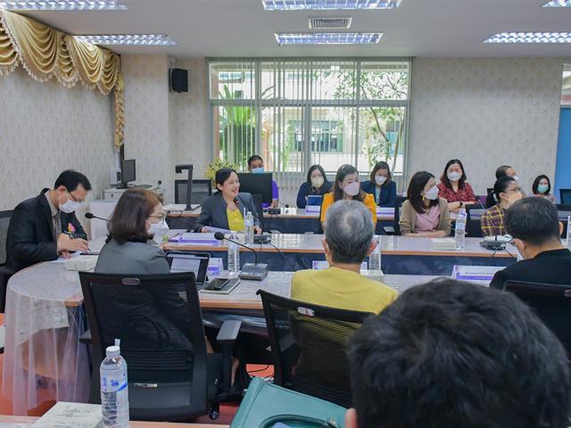 วิทยาลัยการศึกษา เข้าพบปะผู้บริหารและอาจารย์นิเทศก์สาขาวิชาเฉพาะ เพื่อประชุมชี้แจงแนวทางการประเมินสมรรถนะทางวิชาชีพครูตามประกาศคณะกรรมการคุรุสภา 