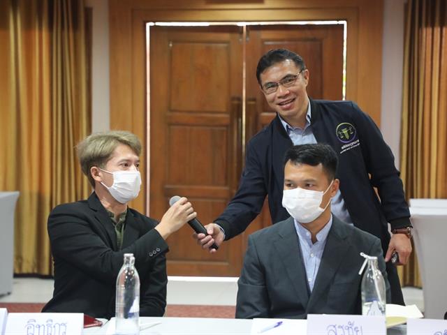 คณะนิติศาสตร์ มหาวิทยาลัยพะเยา โดยผู้ช่วยศาสตราจารย์อุดม งามเมืองสกุล คณบดีคณะนิติศาสตร์ ได้รับเชิญจากกรมคุ้มครองสิทธิและเสรีภาพ กระทรวงยุติธรรม ร่วมเป็นวิทยากรหลักสูตรอบรม “การไกล่เกลี่ยข้อพิพาท ตามพระราชบัญญัติการไกล่เกลี่ยข้อพิพาท พ.ศ. ๒๕๖๒” (รุ่นที่ ๔๗) ในหัวข้อ (๑) ธรรมชาติของความขัดแย้ง และการวิเคราะห์ความขัดแย้ง (๒) แนวคิด ทฤษฎี เกี่ยวกับการไกล่เกลี่ยข้อพิพาทในบริบทสากล (๓) ภาษากายกับการไกล่เกลี่ย การสร้างความสัมพันธ์ และบรรยากาศในการไกล่เกลี่ยข้อพิพาทด้วยสันติวิธี  (๔) ปัจจัยแห่งความสำเร็จ ข้อท้าทาย และอุปสรรค ในการเจรจาไกล่เกลี่ย (๕) คุณสมบัติ จริยธรรมของผู้ไกล่เกลี่ย (๖) การไกล่เกลี่ยข้อพิพาททางแพ่ง ขั้นตอนการจัดกระบวนการไกล่เกลี่ยข้อพิพาททางแพ่ง และการบังคับตามข้อตกลงระงับข้อพิพาท