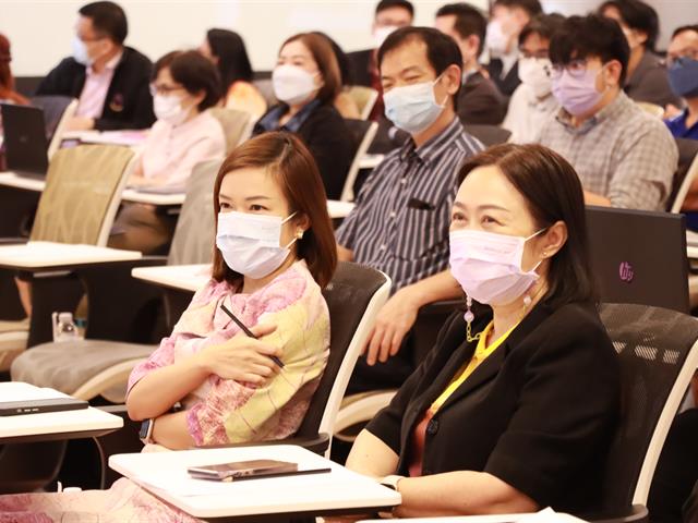 กองบริการการศึกษา งานพัฒนาหลักสูตร มหาวิทยาลัยพะเยา