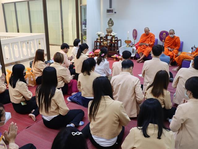 กองแผนงานจัดพิธีทำบุญเพื่อความเป็นสิริมงคลและสร้างขวัญกำลังใจแก่บุคลากร