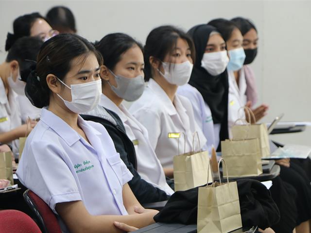 คณะสาธารณสุขศาสตร์ จัดการนำเสนอผลการฝึกปฏิบัติการภาคสนามบูรณาการ ณ ห้องPKY 5, 6, 7 และอาคารณะสาธารณสุขศาสตร์