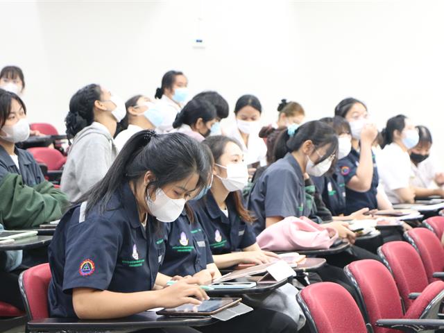 คณะสาธารณสุขศาสตร์ จัดการนำเสนอผลการฝึกปฏิบัติการภาคสนามบูรณาการ ณ ห้องPKY 5, 6, 7 และอาคารณะสาธารณสุขศาสตร์
