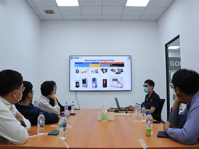 คณะวิศวกรรมศาสตร์ มพ. เข้าเยี่ยมชมสถานประกอบการเพื่อส่งเสริมการจัดสหกิจศึกษาและการศึกษาเชิงบูรณาการกับการทำงาน