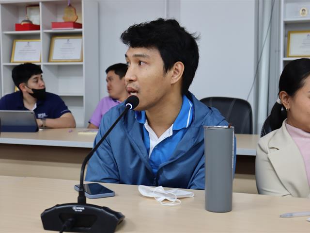 คณะรัฐศาสตร์และสังคมศาสตร์ 