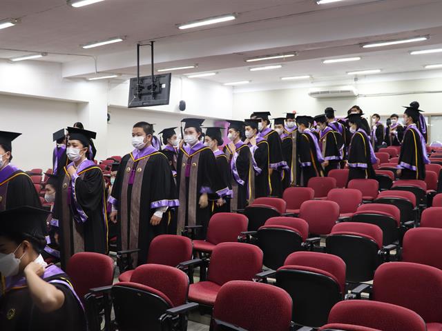 คณะรัฐศาสตร์และสังคมศาสตร์ 