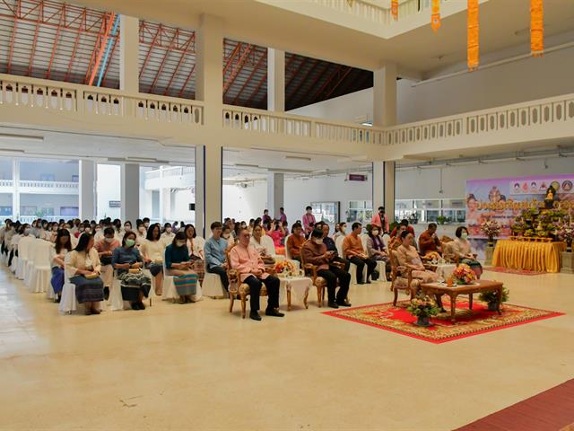 วิทยาลัยการศึกษา ดำเนินกิจกรรมพิธีตักน้ำและเจริญพระพุทธมนต์น้ำสรงพระธาตุจอมทอง  เนื่องในประเพณีแห่ผ้าห่มพระธาตจอมทอง มหาวิทยาลัยพะเยา ประจำปี 2566