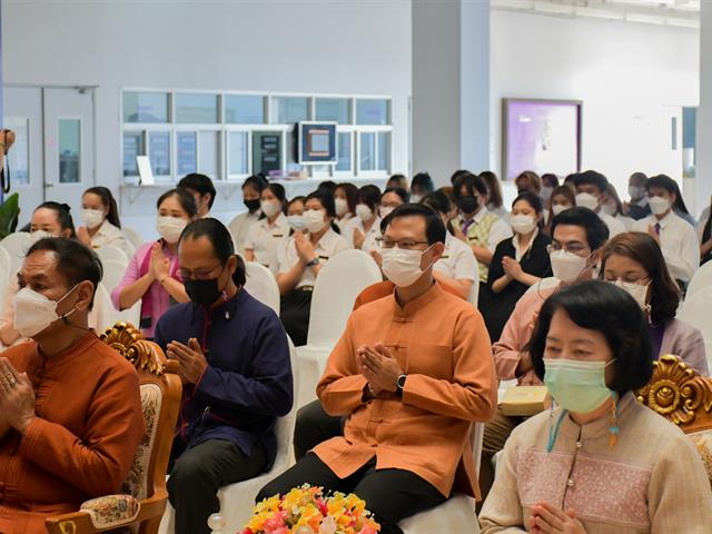 วิทยาลัยการศึกษา ดำเนินกิจกรรมพิธีตักน้ำและเจริญพระพุทธมนต์น้ำสรงพระธาตุจอมทอง  เนื่องในประเพณีแห่ผ้าห่มพระธาตจอมทอง มหาวิทยาลัยพะเยา ประจำปี 2566