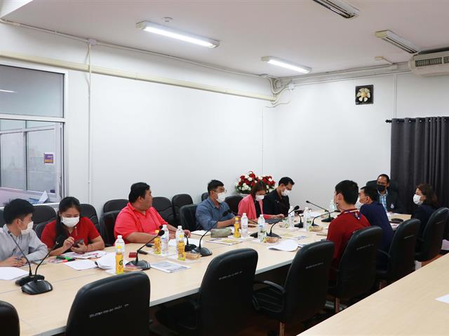คณะรัฐศาสตร์และสังคมศาสตร์ 