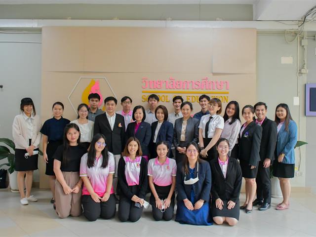 วิทยาลัยการศึกษา ดำเนินโครงการปฏิบัติการสอน สาขาวิชาหลักสูตรและการสอน กิจกรรมที่ 2 ปัจฉิมนิเทศ แสดงผลงานนิสิตฝึกประสบการณ์วิชาชีพระหว่างเรียน